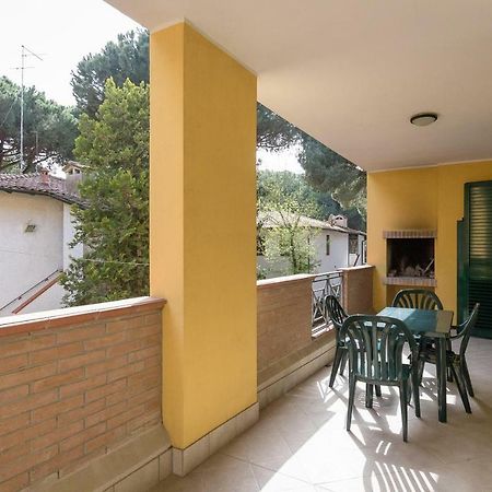 Le Terrazze Apartments Lido di Spina Bagian luar foto