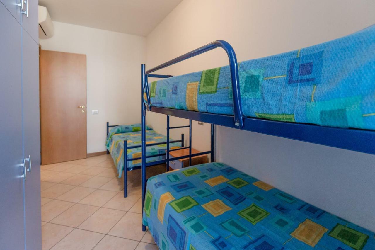 Le Terrazze Apartments Lido di Spina Bagian luar foto