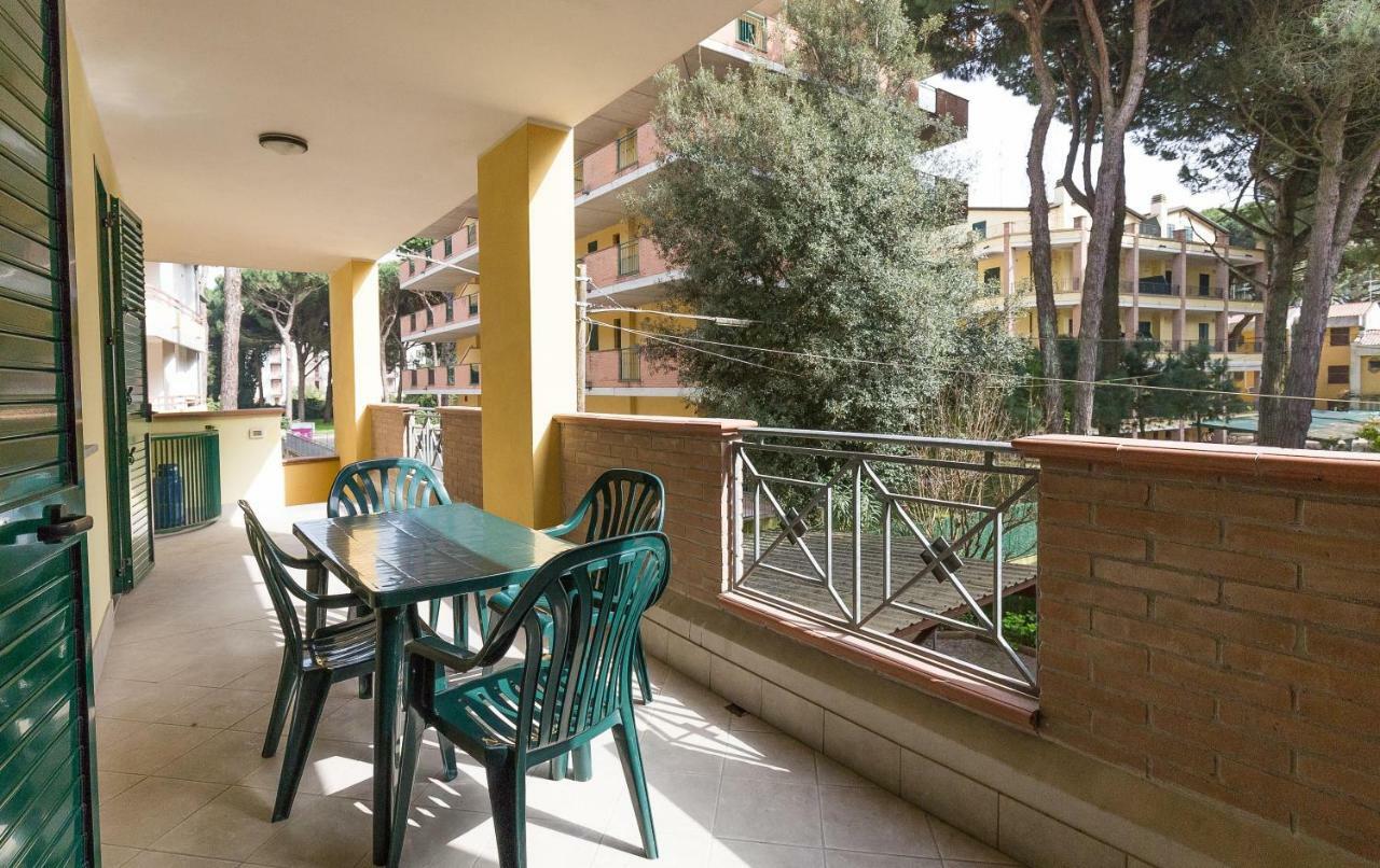 Le Terrazze Apartments Lido di Spina Bagian luar foto