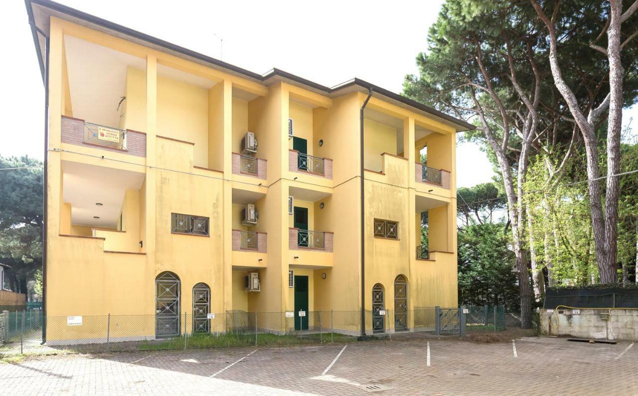 Le Terrazze Apartments Lido di Spina Bagian luar foto