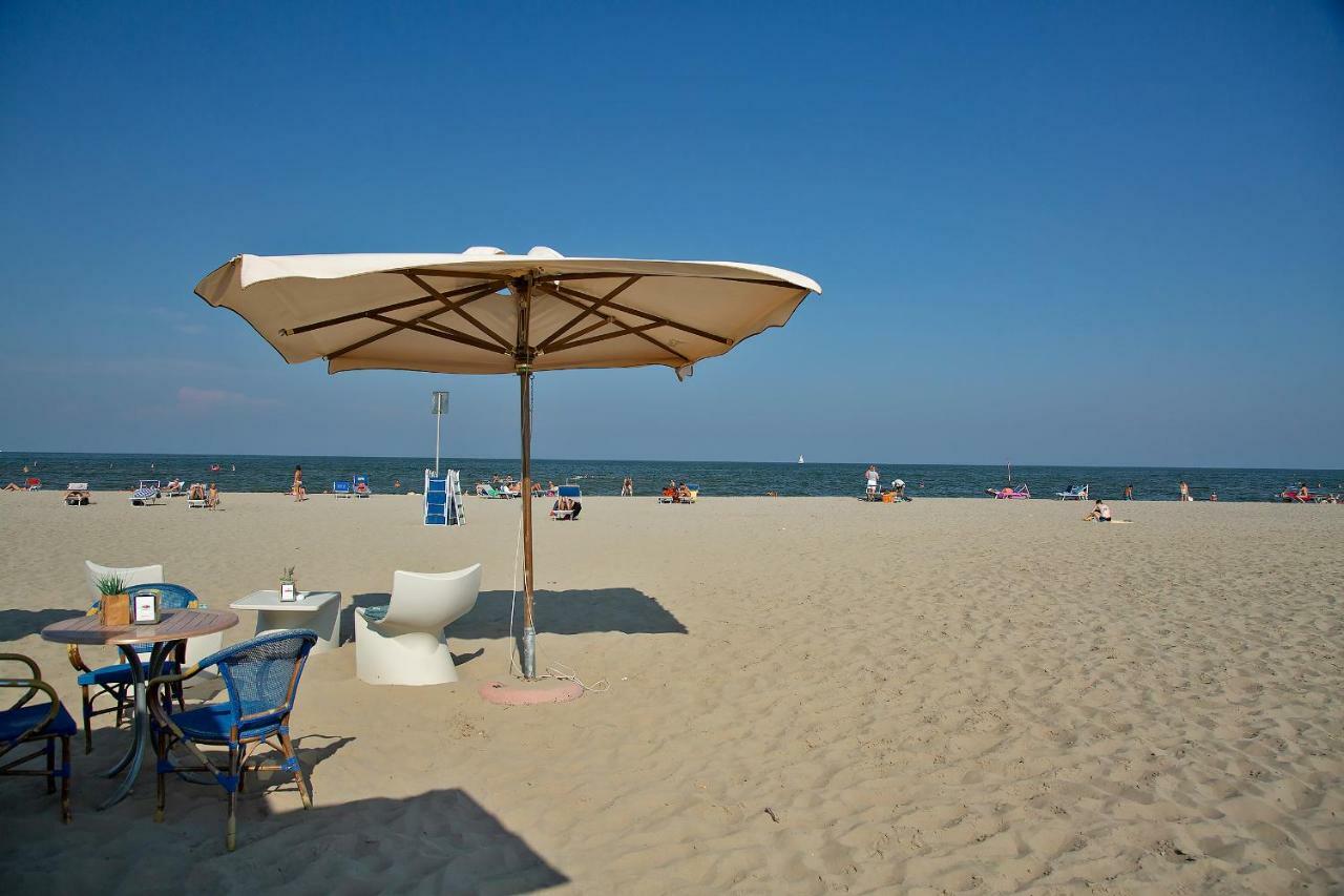Le Terrazze Apartments Lido di Spina Bagian luar foto