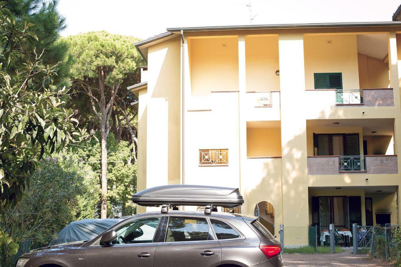 Le Terrazze Apartments Lido di Spina Bagian luar foto